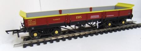 4F-043-002 EWS Turbot ballast wagon (image for) 4F-043-002 EWS Turbot ballast wagon